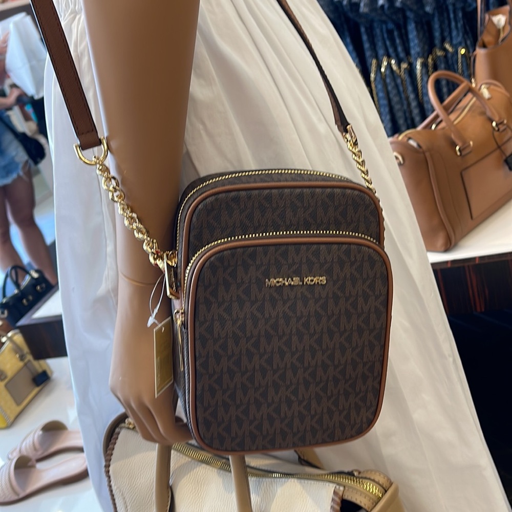 MICHAEL KORS 
Jet Set Travel Medium Logo Crossbody Flight Bag
Style # 35F1GTVC2B - Picture 13 of 16